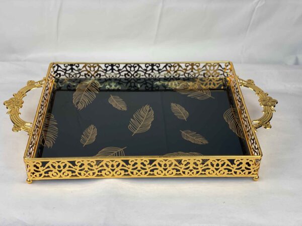 Serving 4 - Image 6