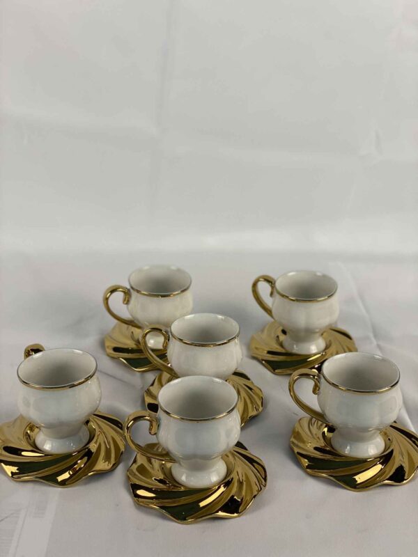 Tea Cup Set Golden - Image 2